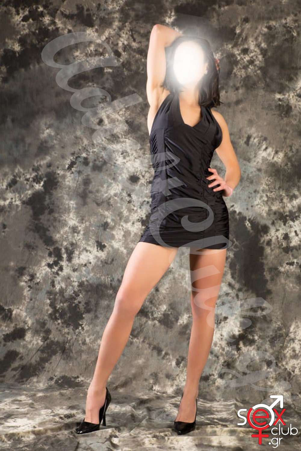 Escort-Kira-8738
